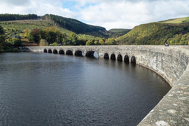 039 gorreg ddu resr